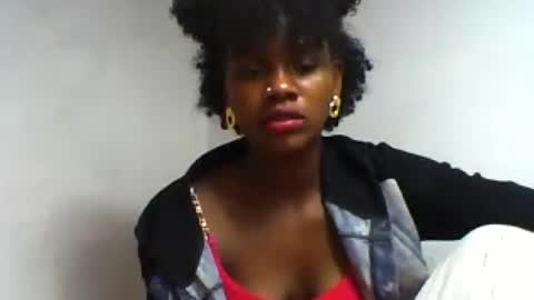 oooorazanasoa online show from June 28, 1:28 pm