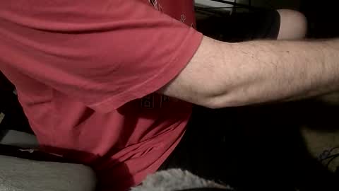 orgasmgiver9090 online show from April 12, 8:03 pm