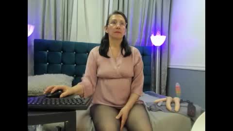 Oriana  online show from May 27, 1:57 am