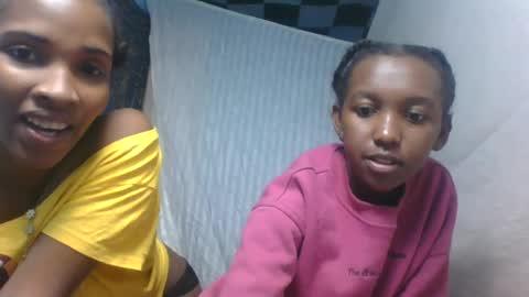 orianie064 online show from June 25, 5:12 am