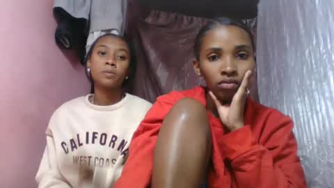 orianie064 online show from July 24, 7:01 pm