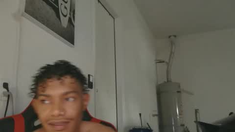 originalcali95 online show from November 15, 5:09 pm