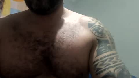 oscar670473 online show from July 2, 1:05 am