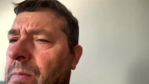 Snapshot of oscarbcncat chatting on February 3, 11:04 am oscarbcncat online show from February 3, 11:04 am