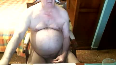 Snapshot of oscarw chatting on June 2, 3:36 pm Oscar online show from June 2, 3:36 pm