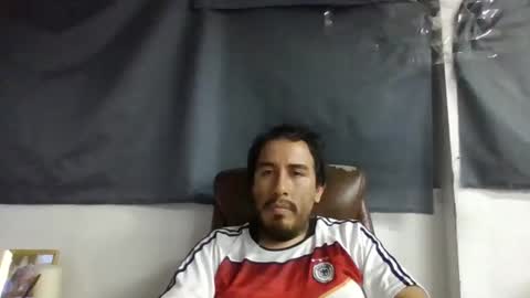 Snapshot of oscaryn_martell chatting on March 21, 5:23 am oscaryn_martell online show from March 21, 5:23 am