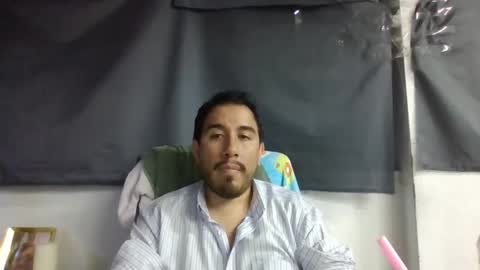 Snapshot of oscaryn_martell chatting on March 24, 2:49 am oscaryn_martell online show from March 24, 2:49 am