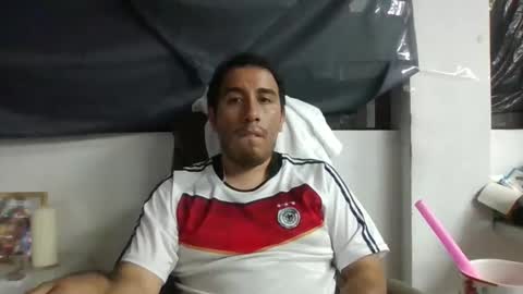oscaryn_martell online show from June 6, 11:31 pm