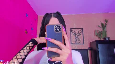 vella online show from September 16, 7:59 pm