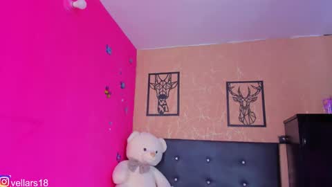 vella online show from September 21, 9:16 pm