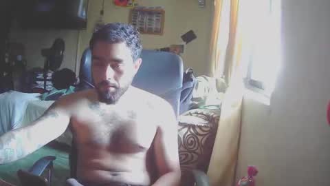 Snapshot of ostin_mayers chatting on February 21, 6:42 pm Ostin online show from February 21, 6:42 pm