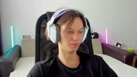 Ostin online show from February 14, 7:38 am