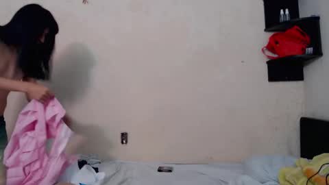 RACHEL CHOW online show from November 24, 4:23 am