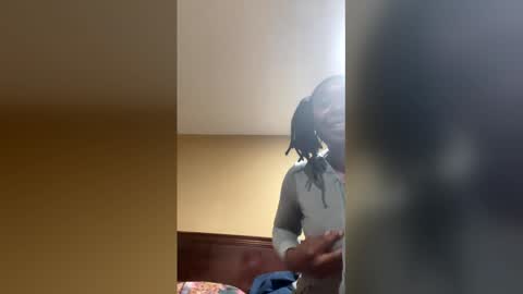 oursecretsidexxx online show from March 23, 9:41 pm