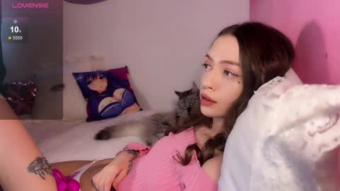 outerspace2000 online show from February 28, 9:21 am