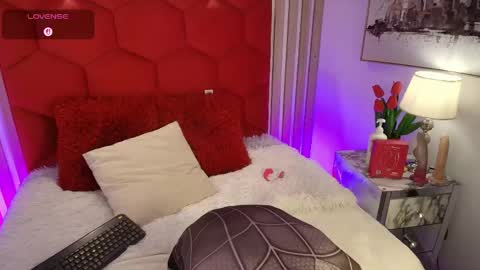 Owen online show from April 19, 3:06 am