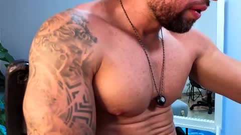 Snapshot of owenmaximus814 chatting on June 13, 6:39 pm Maximus Owen online show from June 13, 6:39 pm