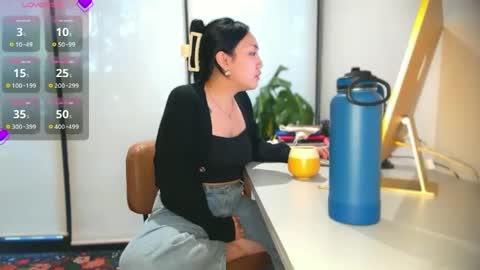 ozhmara online show from October 8, 1:53 pm