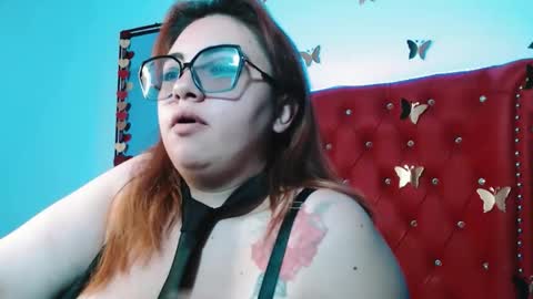 Snapshot of ozzy_valentino chatting on April 9, 10:48 pm alex online show from April 9, 10:48 pm