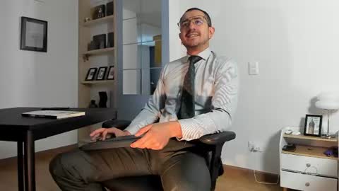 pablo rincon95 online show from July 2, 12:22 pm