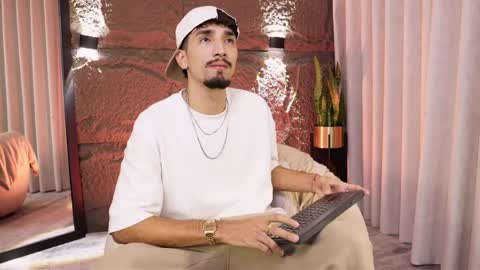 pablo online show from April 6, 12:19 am