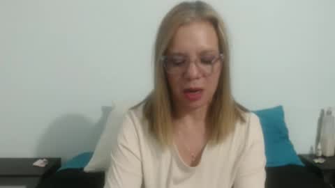 paloma online show from May 6, 3:02 am