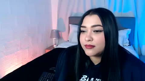 pamela300896 online show from May 9, 1:44 am