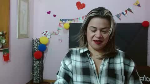 Snapshot of pamela_echeverria chatting on July 8, 11:15 am pamela_echeverria online show from July 8, 11:15 am