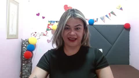 Snapshot of pamela_echeverria chatting on July 11, 11:35 am pamela_echeverria online show from July 11, 11:35 am