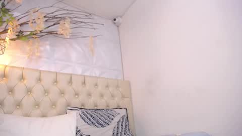 Pamela online show from December 19, 2:35 pm