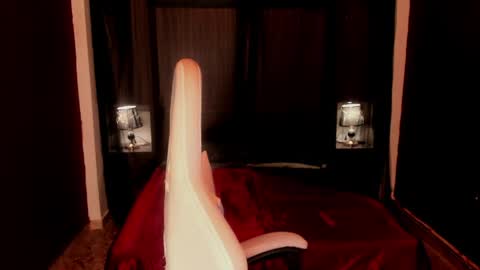  P A M  online show from April 8, 10:21 pm