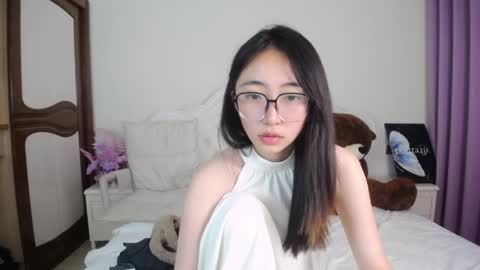 pamelabecke online show from May 14, 7:26 am