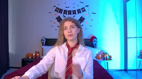 Pamela Blair online show from October 28, 5:44 am