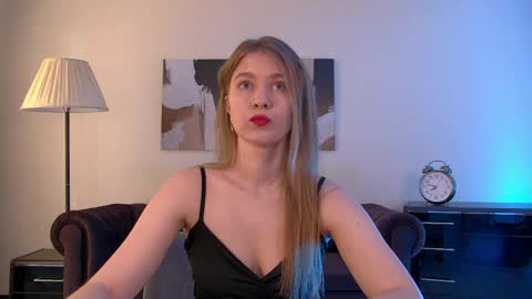 Pamela Blair online show from May 17, 3:41 pm