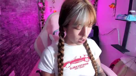 Snapshot of pamelajhonsom chatting on February 5, 4:39 am pamelajhonsom online show from February 5, 4:39 am