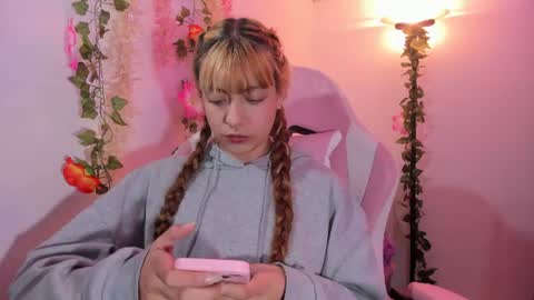 Snapshot of pamelajhonsom chatting on June 16, 5:54 am pamelajhonsom online show from June 16, 5:54 am