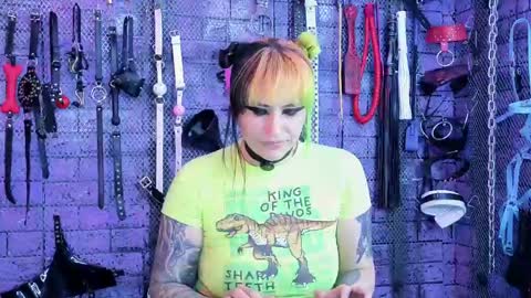 Snapshot of pandoranez chatting on April 26, 6:05 pm PandoraNez online show from April 26, 6:05 pm