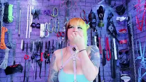 Snapshot of pandoranez chatting on May 22, 6:02 pm PandoraNez online show from May 22, 6:02 pm