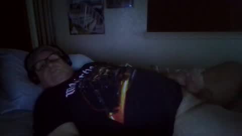 panos online show from April 11, 6:51 am