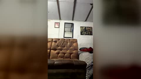 panthers_room online show from February 14, 4:20 am