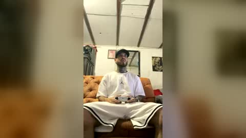 panthers_room online show from July 31, 8:03 am