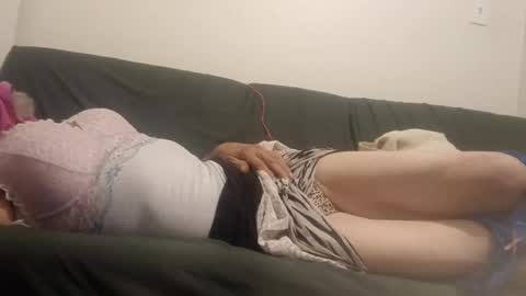 Snapshot of pantieplaytime52532 chatting on November 16, 12:22 pm pantieplaytime52532 online show from November 16, 12:22 pm