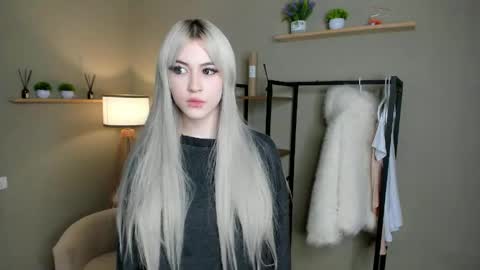 Viky online show from April 21, 5:06 pm