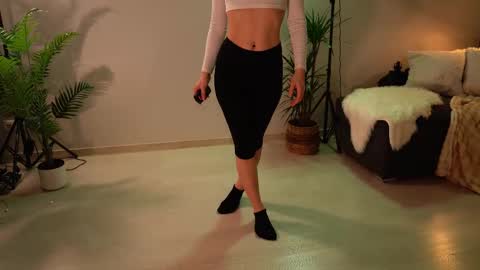 Kristina Kriss online show from February 18, 8:38 pm