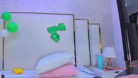 Paola  online show from March 18, 9:45 am