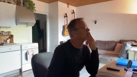 papa_show online show from December 2, 9:24 am
