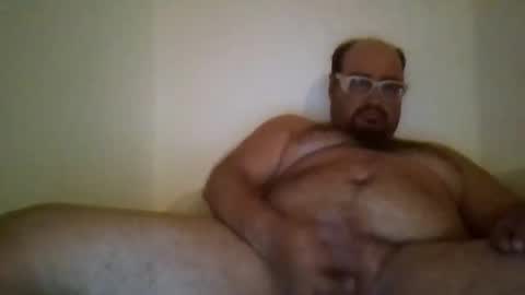 papi_adiel4 online show from April 15, 6:20 am