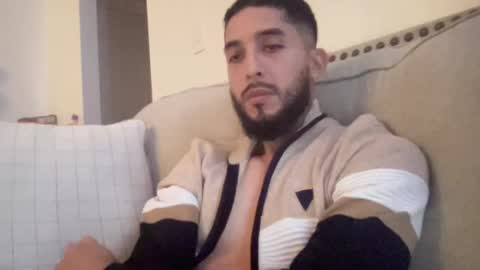 papicubano_guapo23cm online show from November 9, 6:12 am