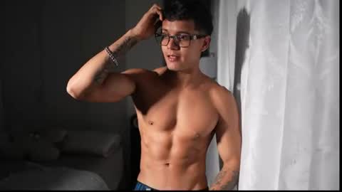 Snapshot of paradise_boy_s chatting on July 18, 11:30 pm Ryan And Casper online show from July 18, 11:30 pm