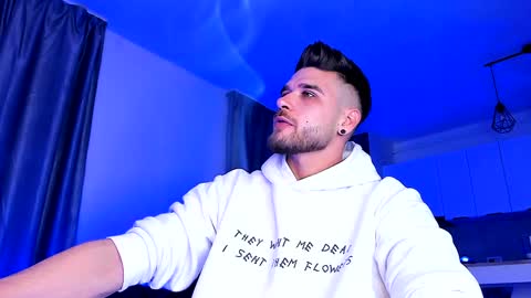 Paris online show from January 25, 10:50 pm